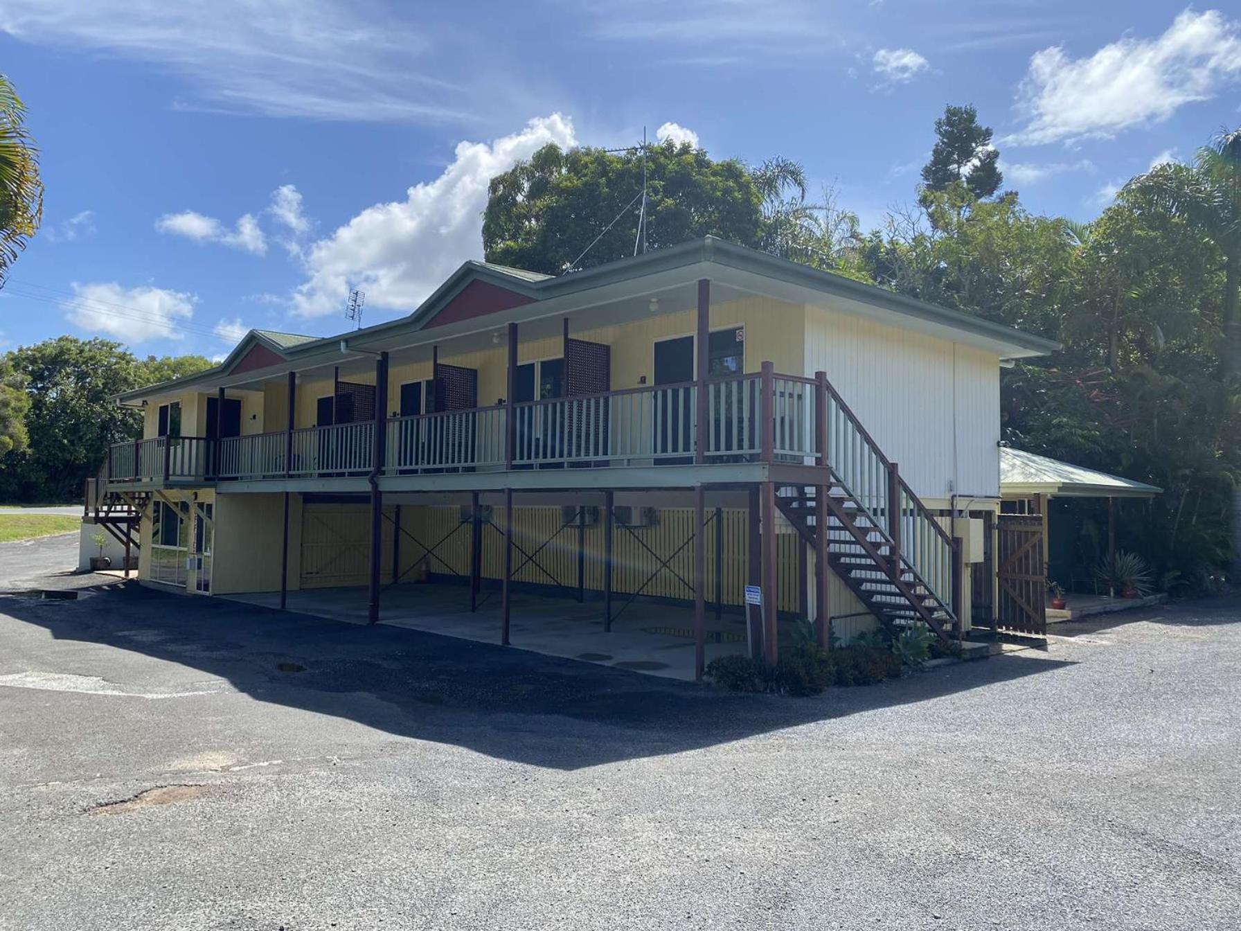 Agnes Palms Motel Agnes Water Exterior photo